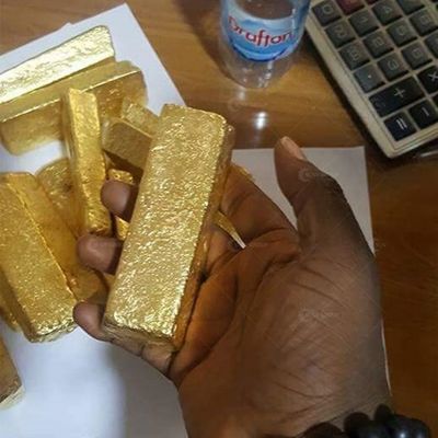 Macchina di riciclaggio dell'oro di capacità 50-200 kg/h per impianti di riciclaggio sostenibile dei rifiuti elettronici