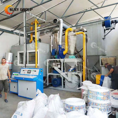Apparecchiature per il trattamento dei rifiuti di alluminio-plastica di peso pari a 5,8 t per il riciclaggio di blister pack