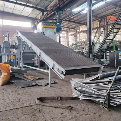 Macchina per il riciclaggio di pannelli solari da 200 a 1000 kg/h per la frantumazione e la separazione delle celle fotovoltaiche