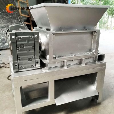Macchina di triturazione di carta usata compatta con 380V / 50Hz di tensione e 1200 * 600 * 1000mm di dimensione