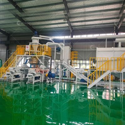 Macchina di riciclaggio dei rifiuti elettronici per batterie secondarie Batterie al litio Triturazione Separazione