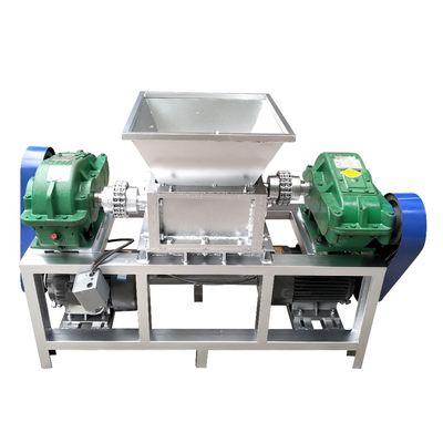 Progettazione compatta 380V/50Hz Voltage Mini Double Shaft Shredder per la produzione su piccola scala